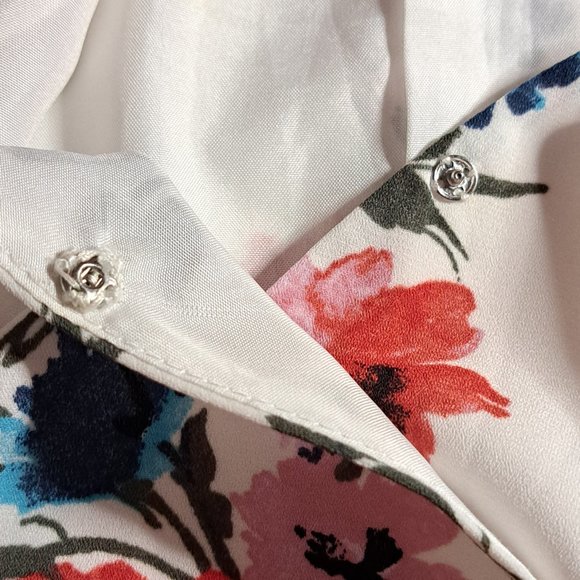 CUPCAKES & CASHMERE Kirei Romper PLAYSUIT Size 4 floral SILKY SOFT PREPPY BEACH - Picture 6 of 13